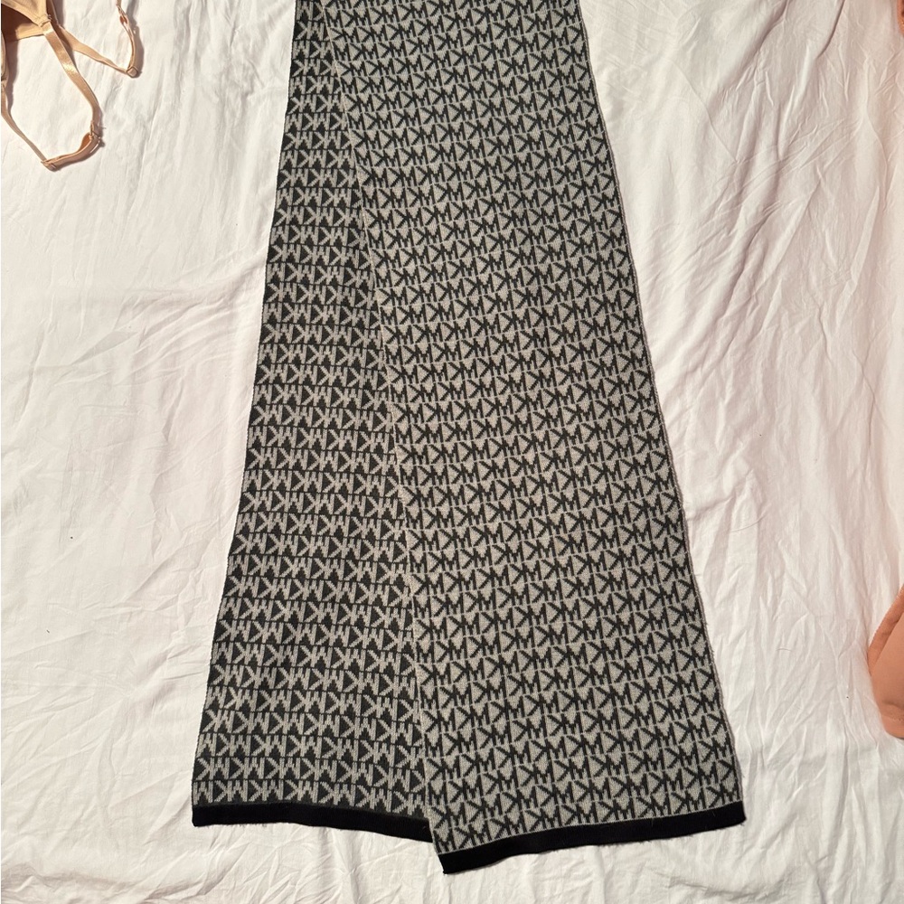 Michael Kors Black and Gray Initial Scarf